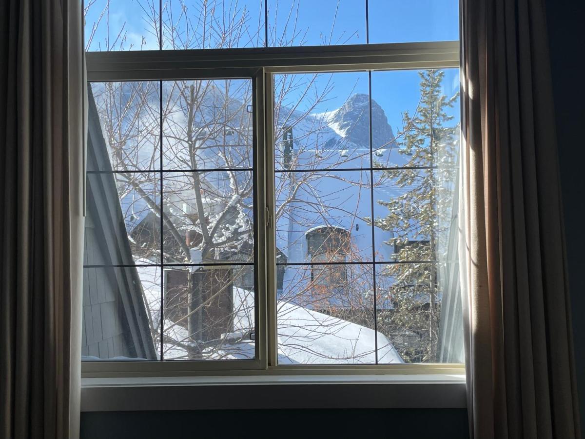 Mountain Chalet At Mystic Springs, 2br, 2ba, Heated Pool, Hot Tub! Chalet *